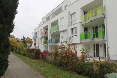 2 - Zi - Luxus- Studentenapartment mit EBK in Karlsruhe-Oststadt.