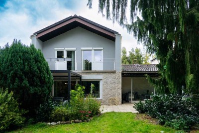 Familienfreundliches Einfamilienhaus mit Einliegerwohnung Provisionfrei !