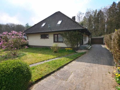 Großzügiges Anwesen am Waldrand