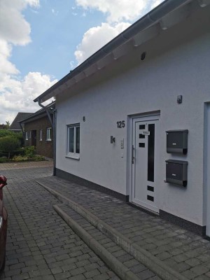 Neuwertige 3-Zimmer-Wohnung mit Balkon in Moers