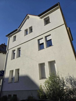 Fast vollständig saniertes 4 Parteienhaus in Esslingen