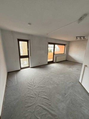 2,5-Zimmer-Wohnung mit Balkon inkl. Stellplatz