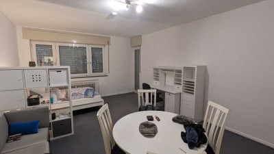 helle, freundliche 1 Zimmer Wohnung, Zentrum nähe ECE Center