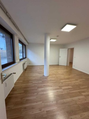 Helle 2,5-Zimmer-Wohnung im Erdgeschoss – frisch renoviert & modern in Taunusstein