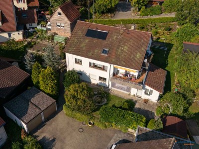 Geräumiges Dreifamilienhaus mit vielen Gestaltungsmöglichkeiten