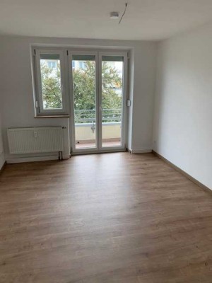 Helle 3-Zimmer-Wohnung mit 2 Balkonen