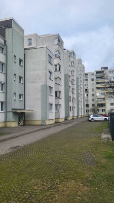 Schöne 3-Zimmer-Wohnung mit Loggia in Wolfsburg