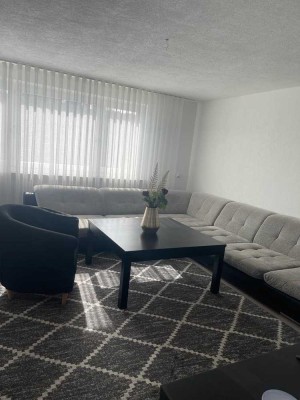 Schöne 4 Zimmer Wohnung