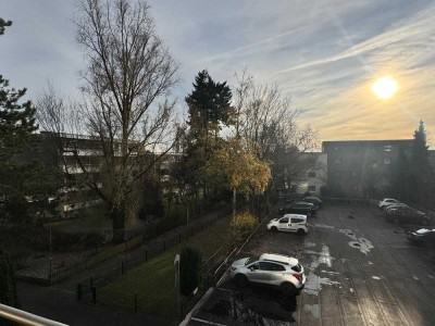 Helle 2-Zimmer-Wohnung in zentraler Lage in Kaarst Barrierefrei
