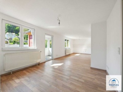 Königstein: Elegante Familienwohnung (105 m2) mit 3 Zimmern, Loggia, Terrasse & Carport-Stellplatz!