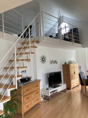 Geschmackvolle, gepflegte 3,5-Zimmer-Maisonette-Wohnung mit Balkon in Mönchengladbach
