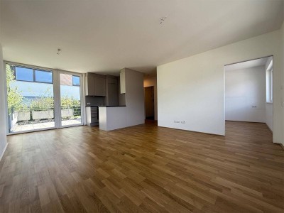 Hochwertig ausgestattete 2-Zimmer-Wohnung mit Terrasse!