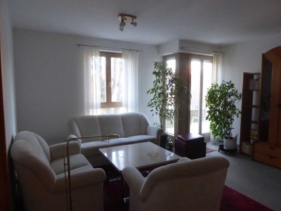 3-Zimmer-Wohnung mit Balkon und Einbauküche in Augsburg