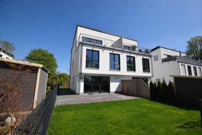 Traumhafte Doppelhaushälfte mit 6 Zimmern und Garten zu vermieten.