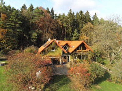 Großzügiges Einfamilienhaus in idyllischer Ruhe/- Alleinlage