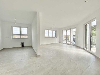 *Erstbezug* - Sonnige 2,5-Zimmer-Wohnung mit Balkon