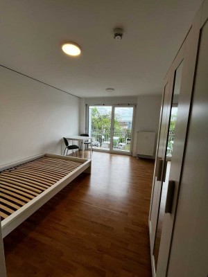 Neuwertige 1-Raum-Wohnung, möbliert im Ostenviertel