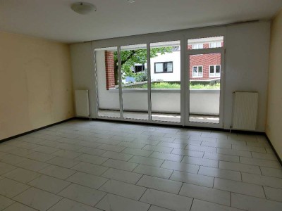 Helle 2-Zimmer-Wohnung mit Balkon im Zentrum von Neustadt