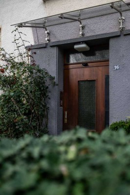 Bochum-Stadtpark: 3-Familienhaus mit Altbaucharme