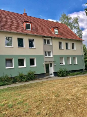 kleine aber feine, sanierte 3-Zi-Dachgeschosswohnung mit großem Balkon