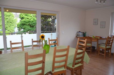 Geräumige 4-Zimmer-Wohnung mit Balkon und Garage in Hillesheim