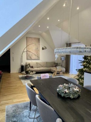 Nachmieter für wunderschöne Dachgeschoss Wohnung in der Eschborner Innenstadt ab 01.09.25 gesucht!