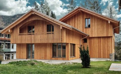 Erstbezug Luxuswohnung mit Privatgarten – in hochwertige Holzmassivbauweise