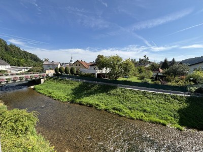 Helle Mietwohnung im Zentrum mit herrlichem Ausblick