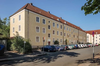 Zentrale 3-Zimmer-Wohnung in den "Höfen" // 1.OG rechts