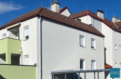 Pärchen- oder Familienwohnung mit Loggia im 1.OG