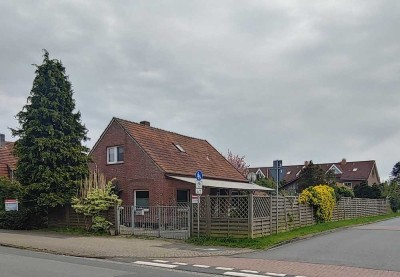 Ideals Zweifamilen Handwerkerhaus zentral in Heidmühle