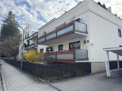 Ruhige 3 Zimmerwohnung mit Südbalkon in bester Wohnlage in Solln