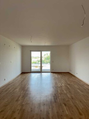 **MODERNE 4-RWG AM HAFEN**Mit Einbauküche, Tageslichtbad mit Dusche, Wanne & Balkon**WE 08**