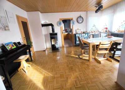 Gepflegte 3,5 Zimmer Wohnung mit Balkon und Terrasse