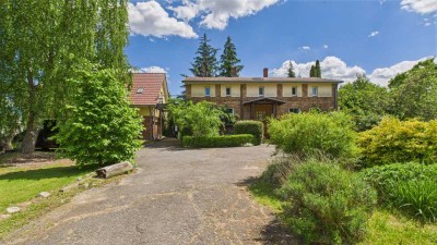 Storchenhof Marlow – Wo Natur auf Geschichte trifft