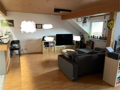 Attraktive 2,5-Zimmer-Dachgeschosswohnung mit EBK in Rheine