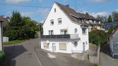 Wohnhaus mit 5 Wohneinheiten in Bergneustadt-Wiedenest