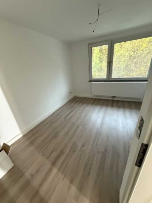 Helle, sanierte 3-Zimmer-Wohnung – Ab November bezugsfrei