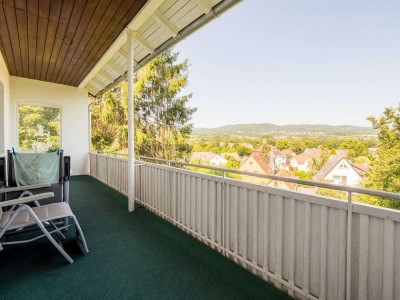 Großzügige 5-Zimmer-Wohnung mit Balkon und herrlichem Ausblick in Kassel-Oberzwehren - leerstehend