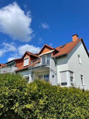 Maisonette mit Blick auf Rapsfelder Nähe Europäische Schule