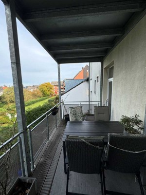 Schöne 3 Zimmer Wohnung mit großzügigem Balkon