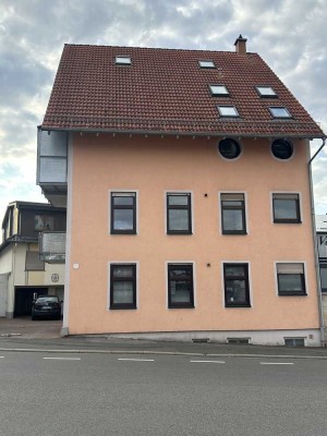 Investieren oder selbst einziehen - Gepflegtes 4-Familienhaus in Alzey zu verkaufen