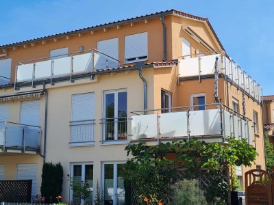 Helle 2-Zimmer-DG-Wohnung in Ingolstadt mit Einbauküche und 2 Balkone