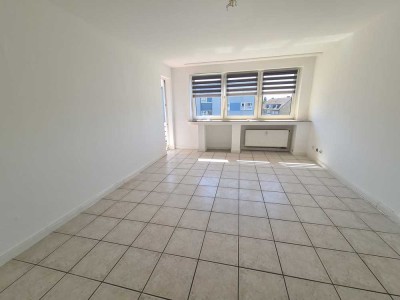 Ruhig! Stadtnah! TOP 3,5 Raum Wohnung mit Balkon!