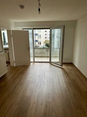 2 ZKB Wohnung (WG geeignet) in Mannheim Lindenhof