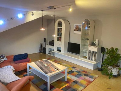 Geschmackvolle, gepflegte 2,5-Raum-Wohnung mit EBK in Essen-Heisingen
