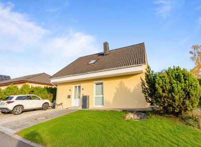 Willkommen in Ihrem neuen Zuhause! Das zukunftssichere Einfamilienhaus bei Landshut