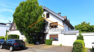 Attraktive 2-Zimmer-Wohnung mit Dachterrasse in gepflegtem 3-Parteienhaus!!!