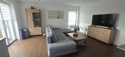 •	Moderne, barrierearme 3-Zimmer-ETW mit Aufzug & Südwest-Balkon in ruhiger Lage!