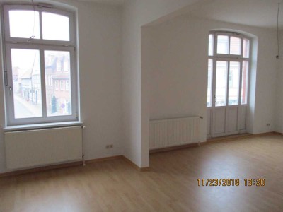 Altstadt Wohnung mit Flair- komplett saniert! direkt am Markt: charmant, hell, großzügig, zentral !